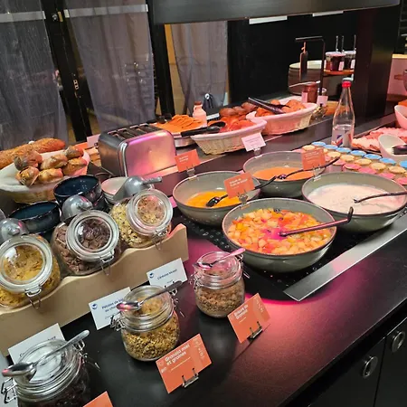 Restaurant Campanile Hotell 3*