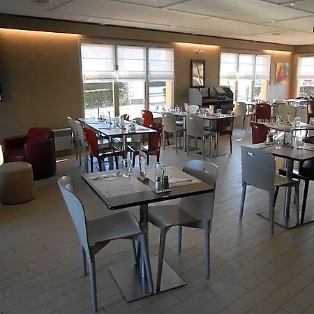 Hotel Restaurant Campanile Aurillac